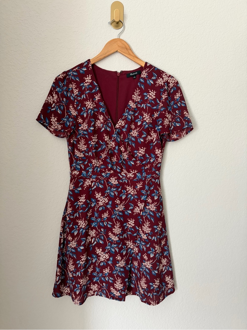 Madewell Burgundy Floral V-Neck Mini Dress size 0 - Picture 3 of 14